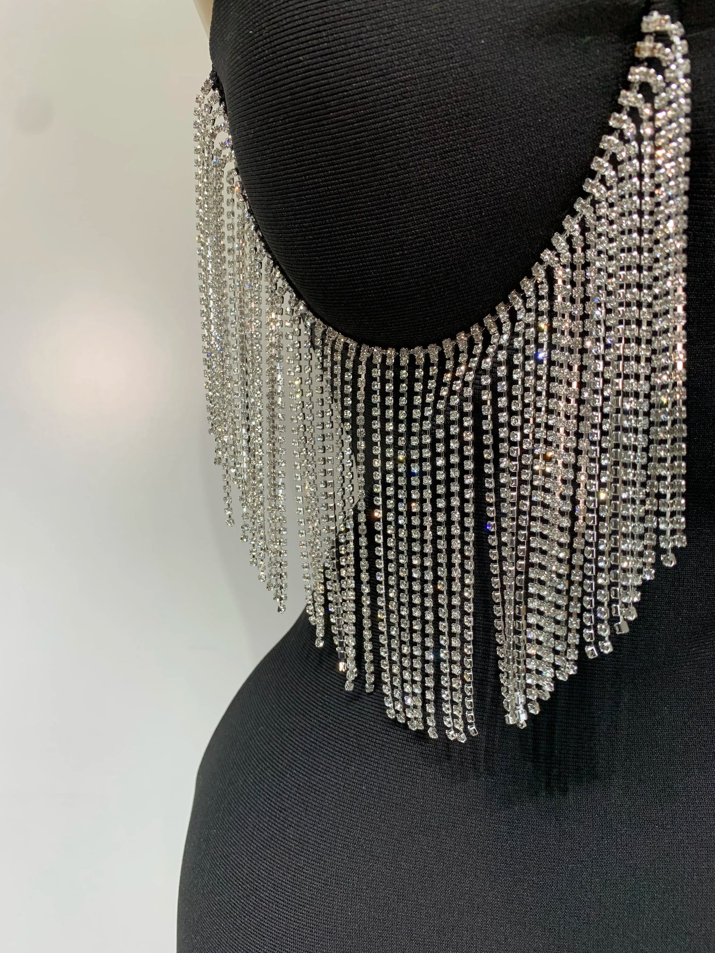 Women Sexy Diamonds Tassel Crystal Midi Black Bodycon Bandage Dress 2025 Elegant Evening Party Luxury Birthday Dresses Vestido